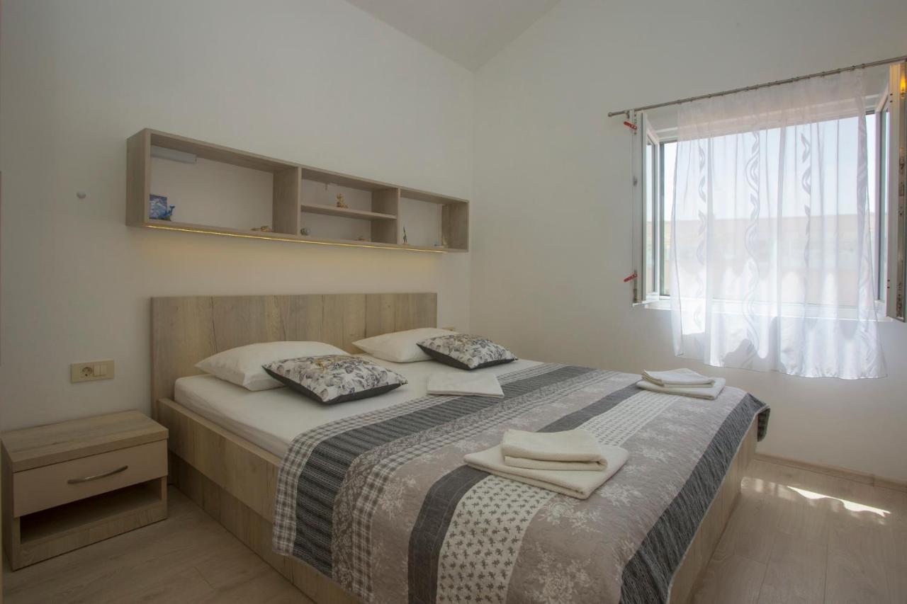 Apartments Lucija Ražanj Exterior foto