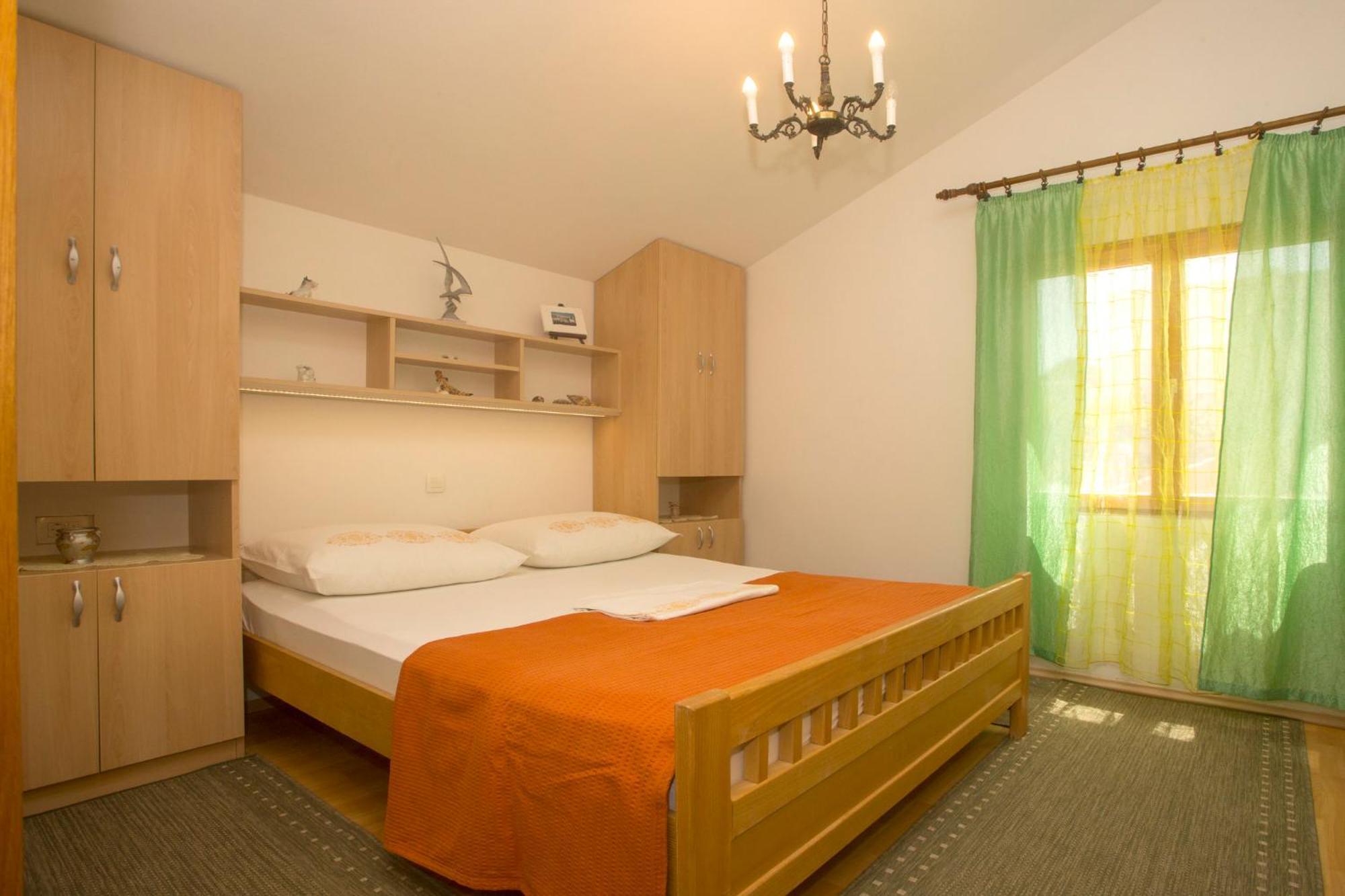 Apartments Lucija Ražanj Habitación foto
